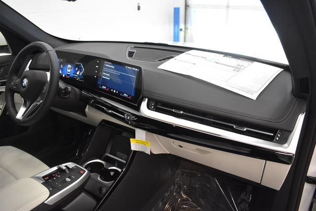 New 2026 BMW X1 xDrive28i w/ Convenience Package AWD/4WD image 19