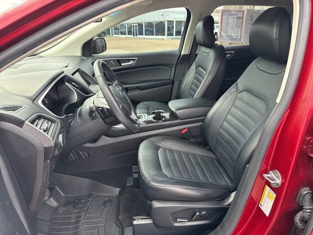 Used 2015 Ford Edge SEL w/ Equipment Group 201A FWD image 11