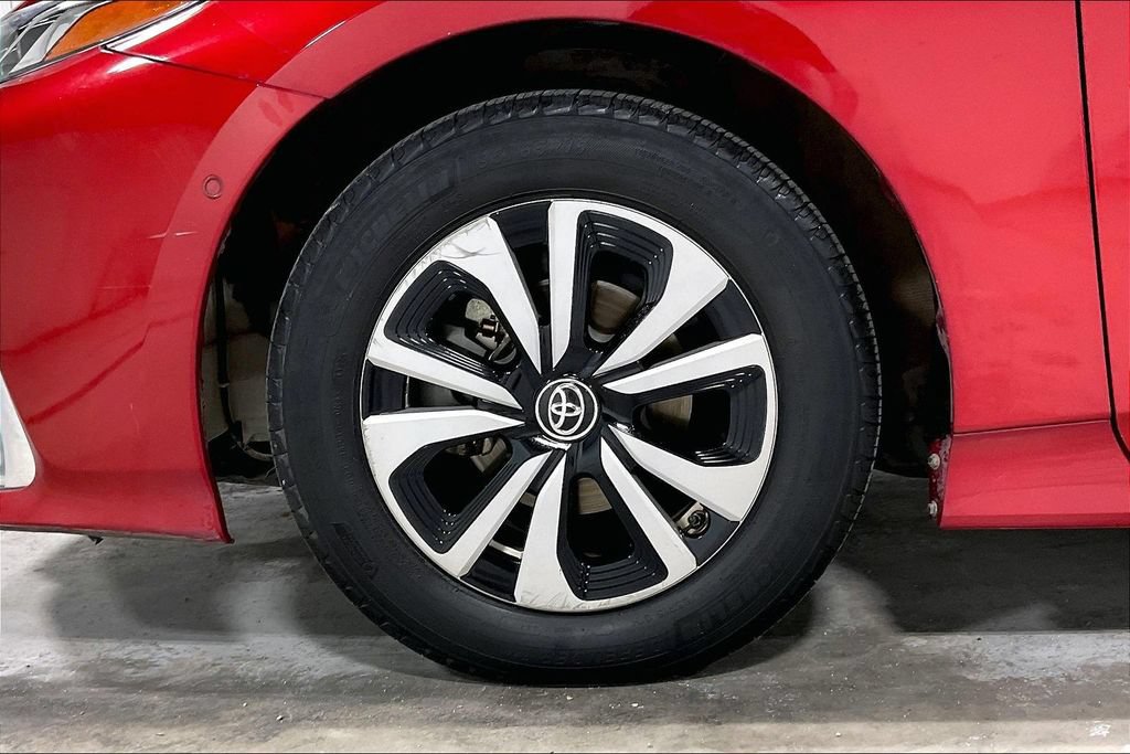 Used 2018 Toyota Prius Prime Advanced FWD image 10