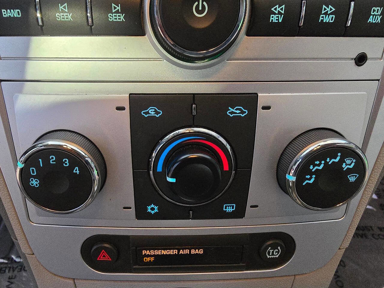 Used 2011 Chevrolet Malibu LS image 38