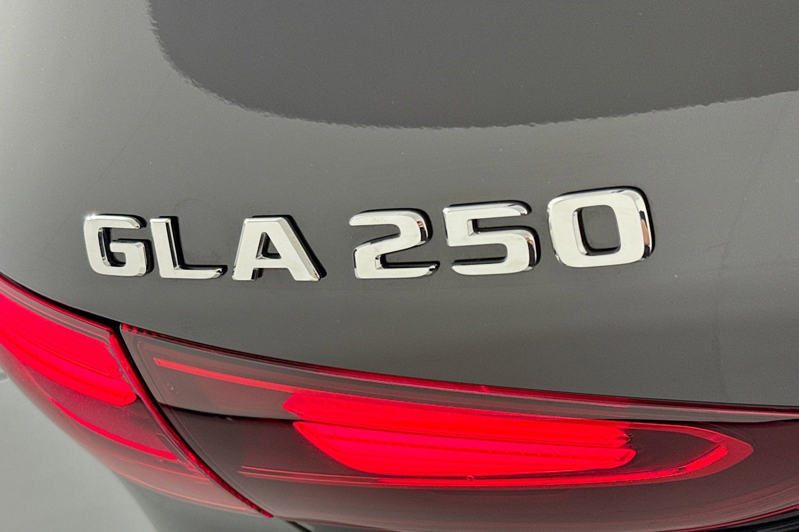 Certified 2026 Mercedes-Benz GLA 250 image 8