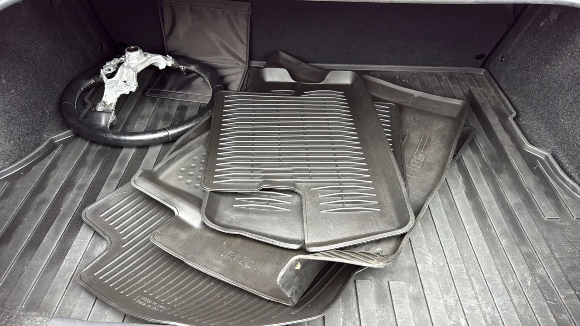 Used 2024 Toyota GR86 Premium image 10