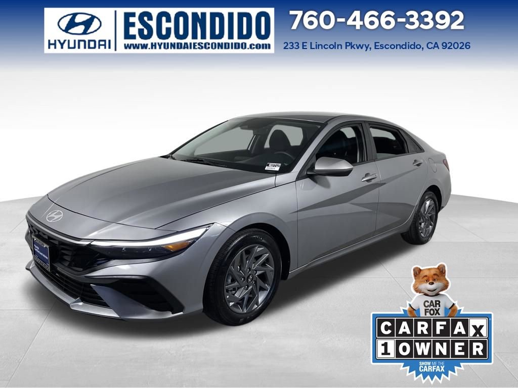 Certified 2025 Hyundai Elantra Blue image 1