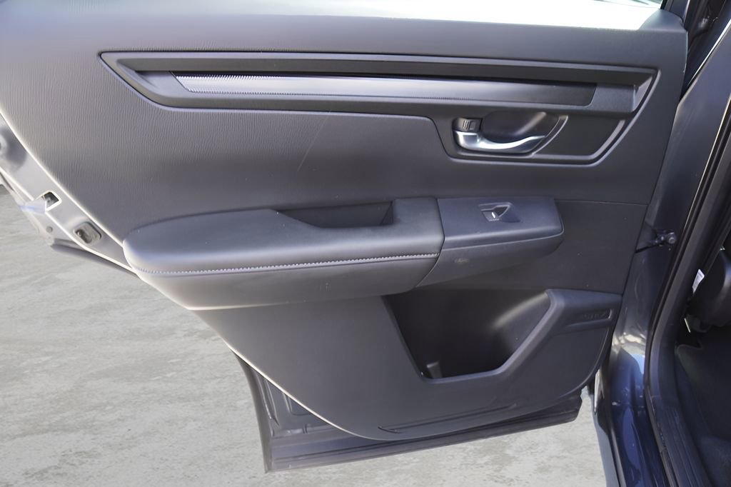 Certified 2025 Honda CR-V LX image 12