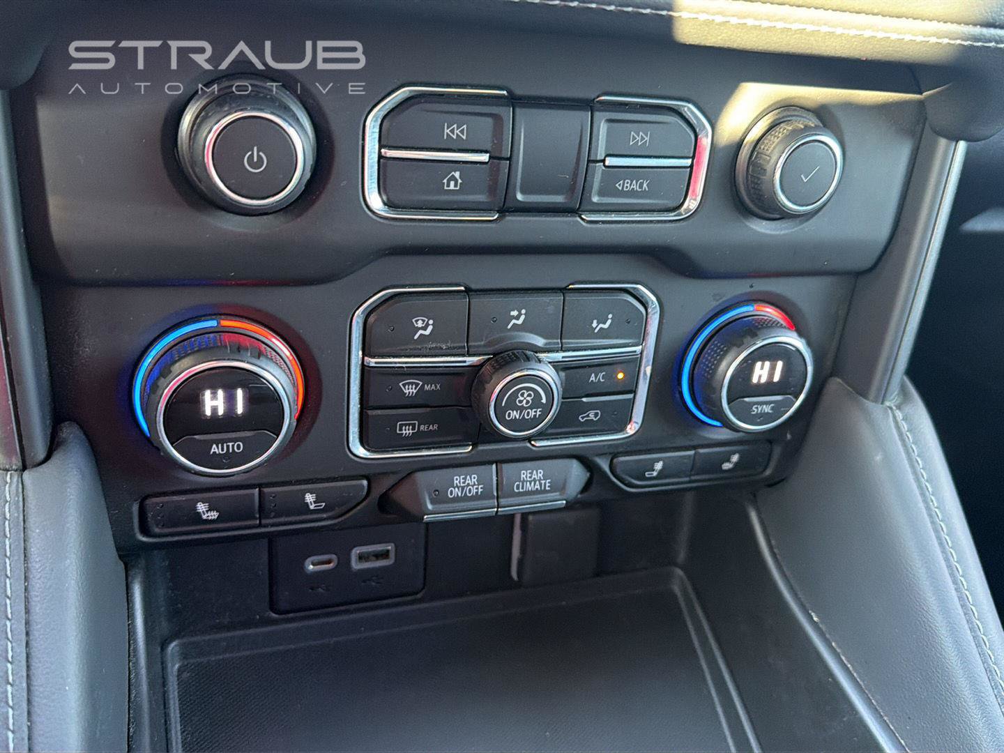 Used 2021 Chevrolet Tahoe Z71 AWD/4WD image 23