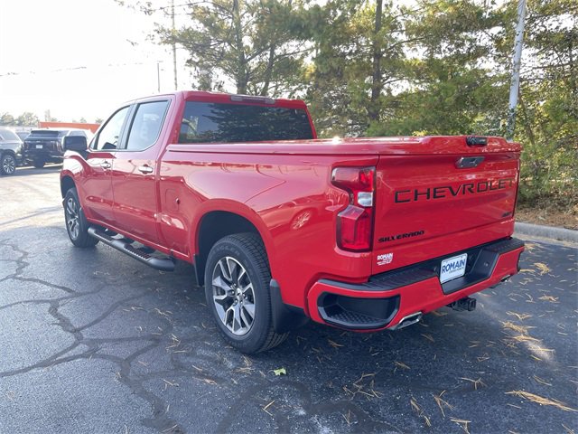 Used 2022 Chevrolet Silverado 1500 RST image 3