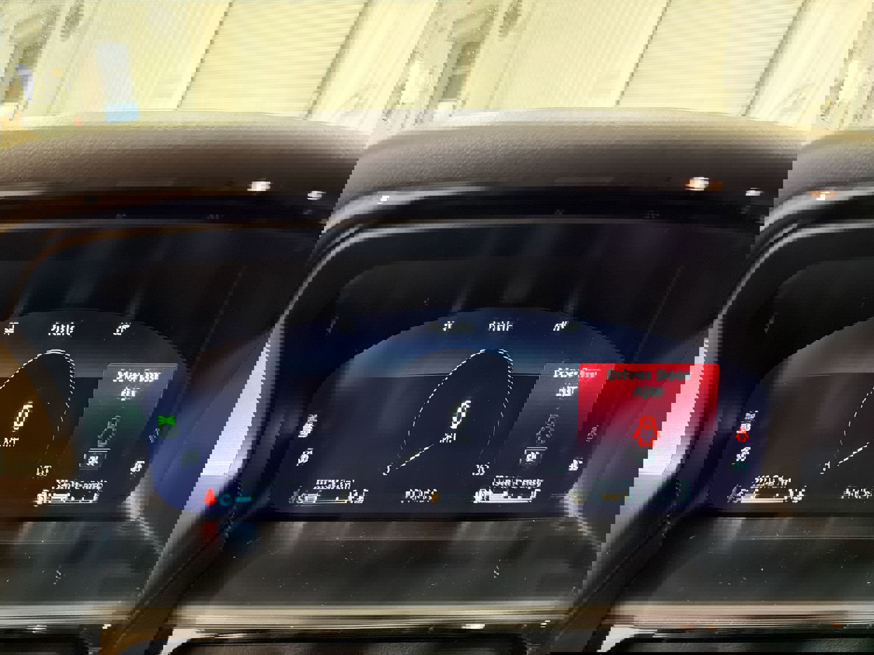 Used 2022 Lincoln Nautilus FWD w/ Premium Package image 16