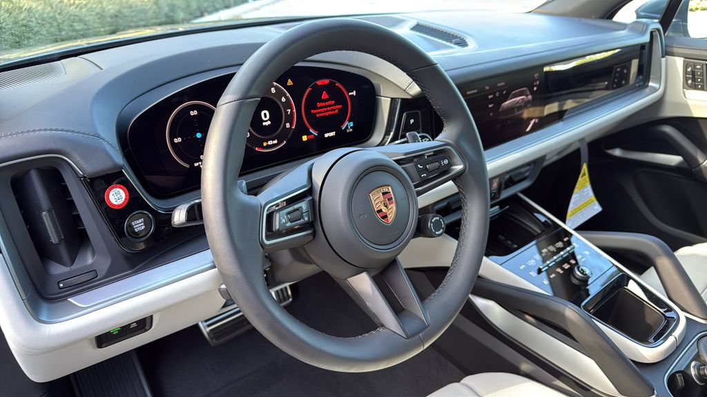 New 2026 Porsche Cayenne AWD/4WD image 8