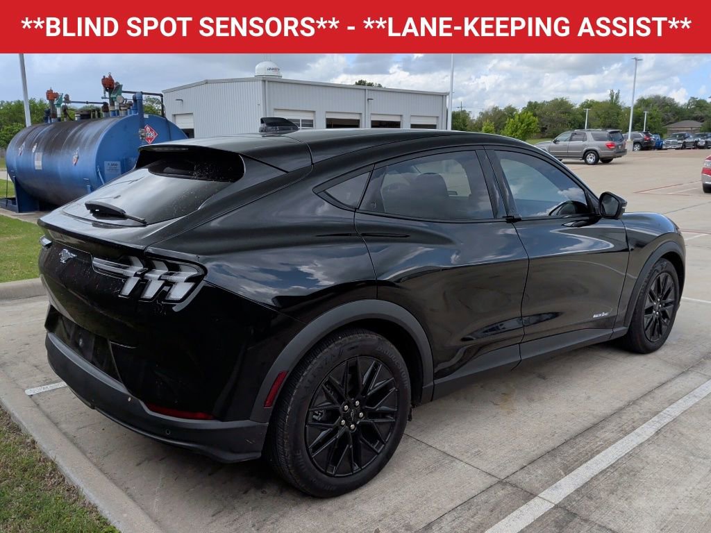 Used 2025 Ford Mustang Mach-E Select image 9