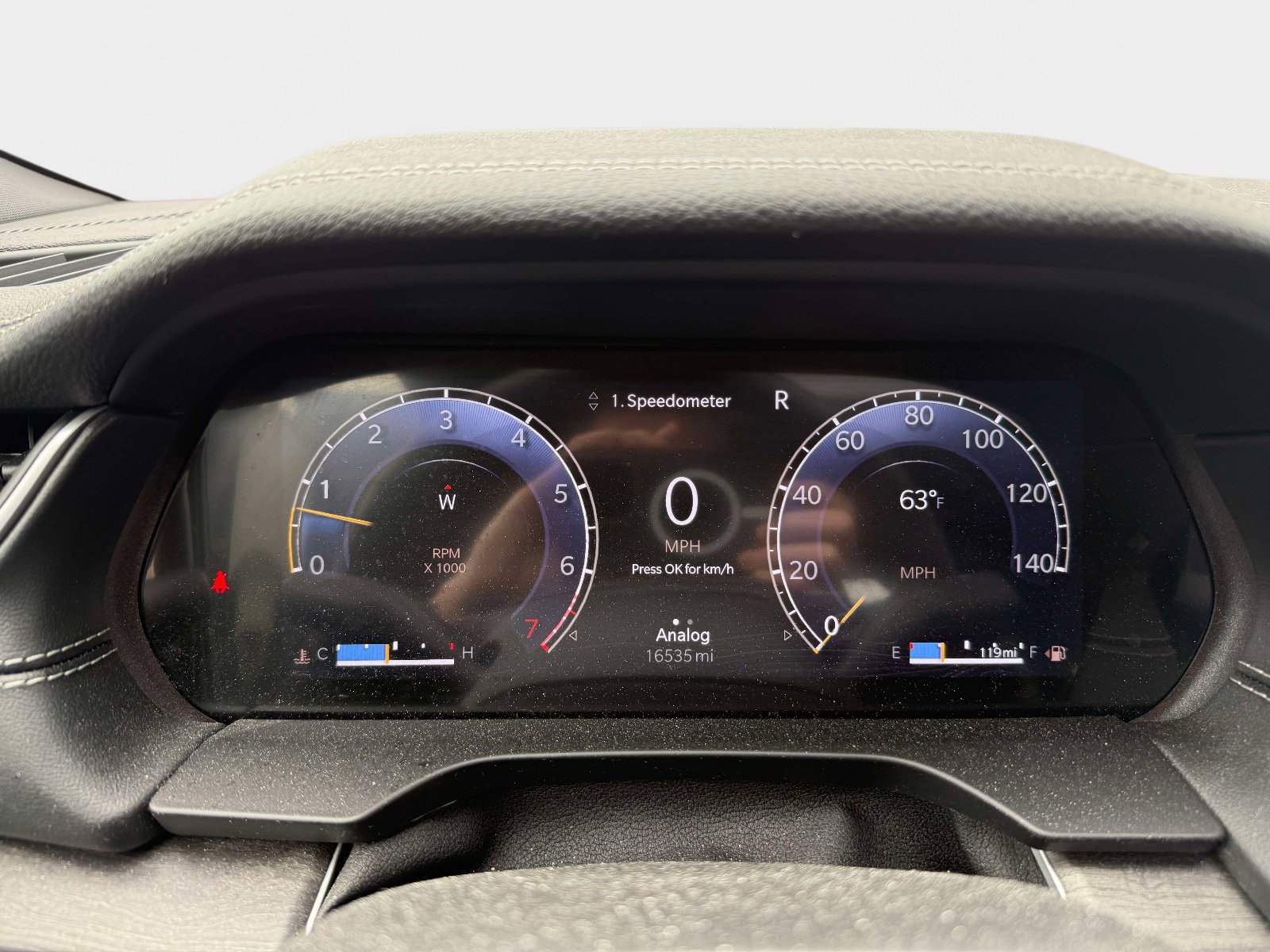 Certified 2024 Jeep Grand Cherokee L Limited w/ Luxury Tech Group II image 9