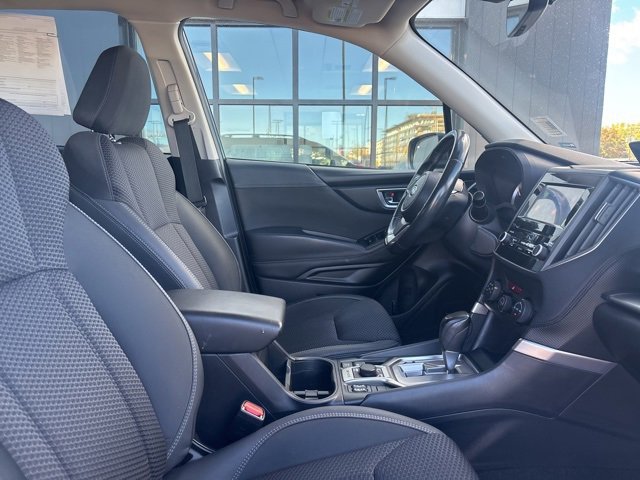 Used 2023 Subaru Forester Premium image 11