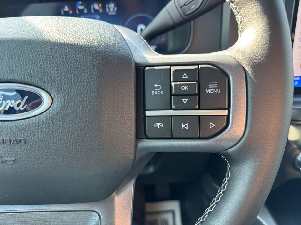 New 2026 Ford F350 Lariat w/ Black Appearance Package AWD/4WD image 34