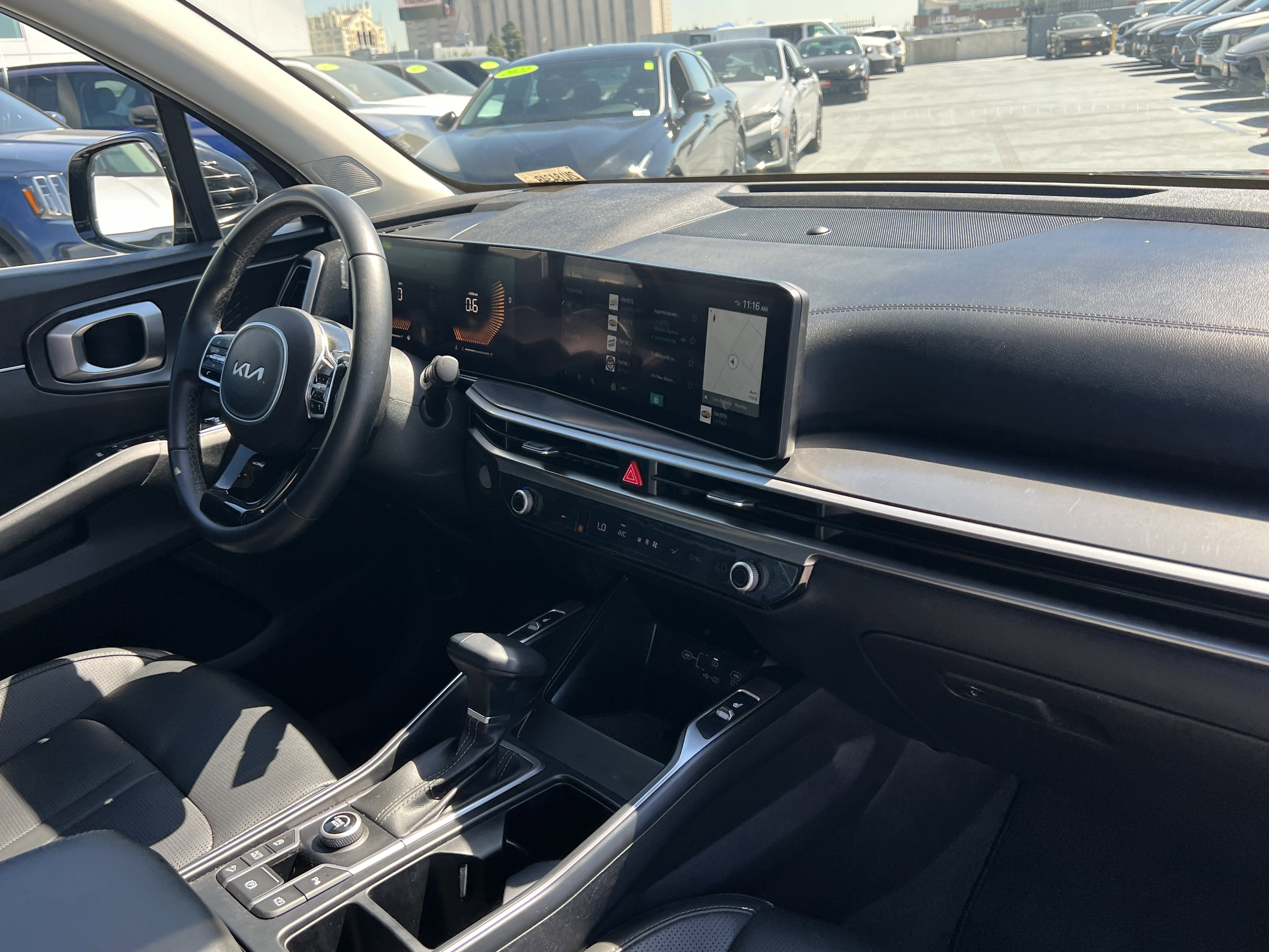 Certified 2025 Kia Sorento S image 14