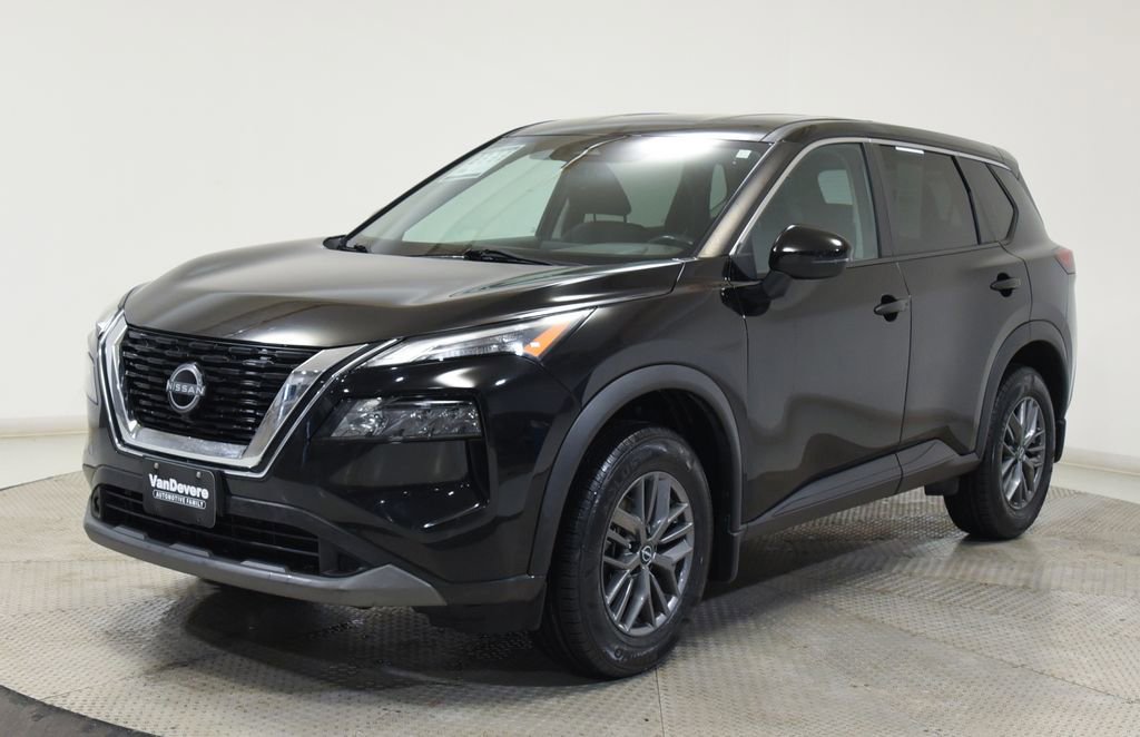 Used 2022 Nissan Rogue S image 6