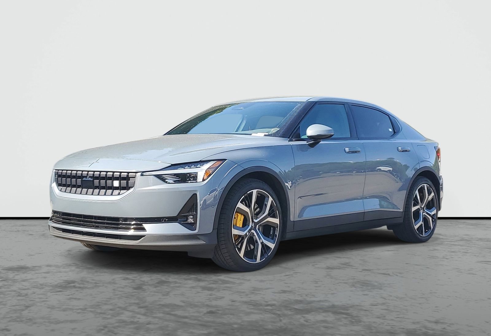 Used 2022 Polestar Polestar 2 w/ Performance Package image 2