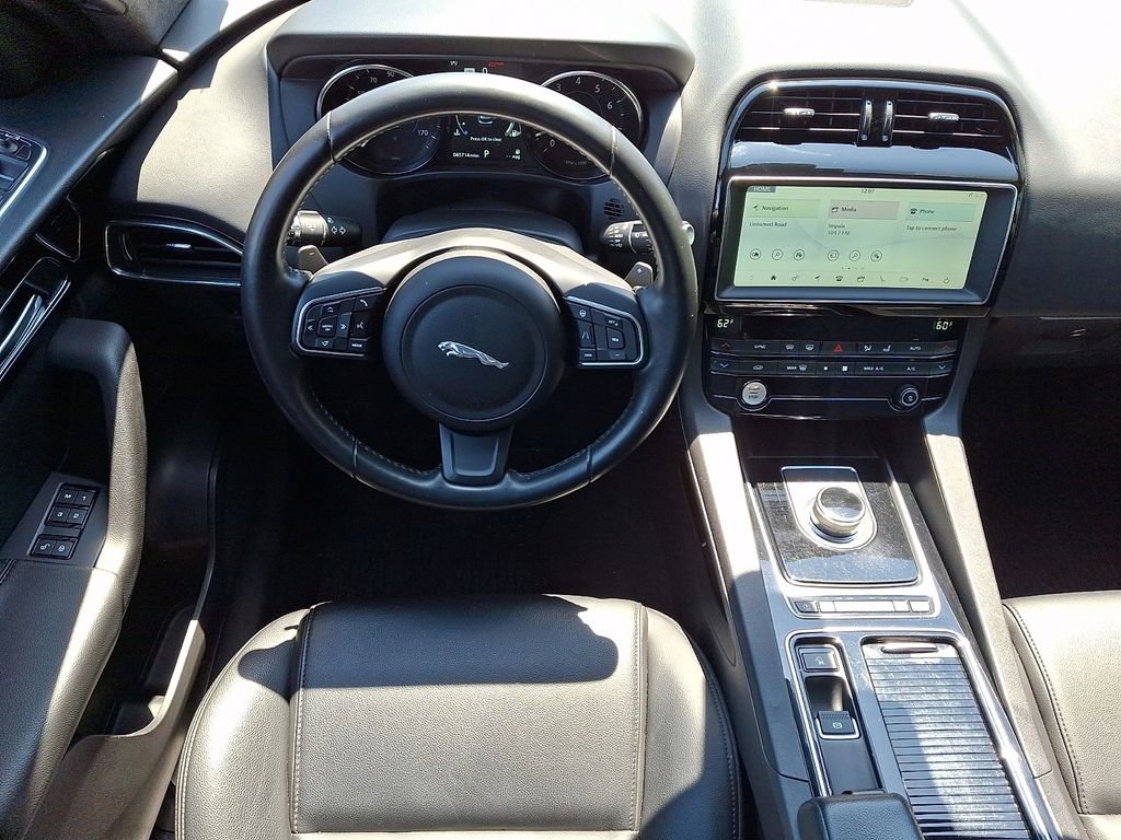 Used 2020 Jaguar F-PACE Premium AWD/4WD image 12