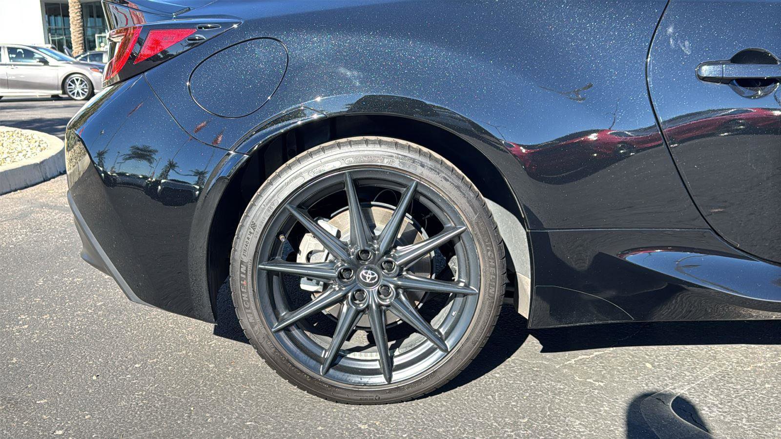 Used 2023 Toyota GR86 Premium image 9