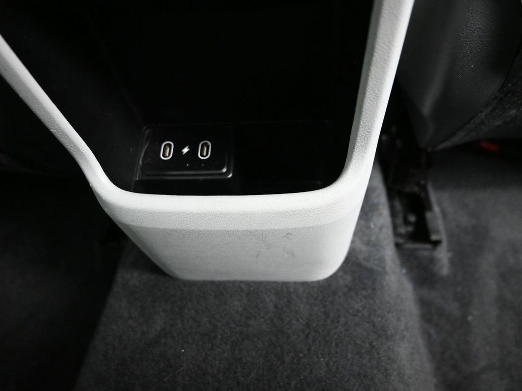 Used 2025 Hyundai Kona SEL image 9