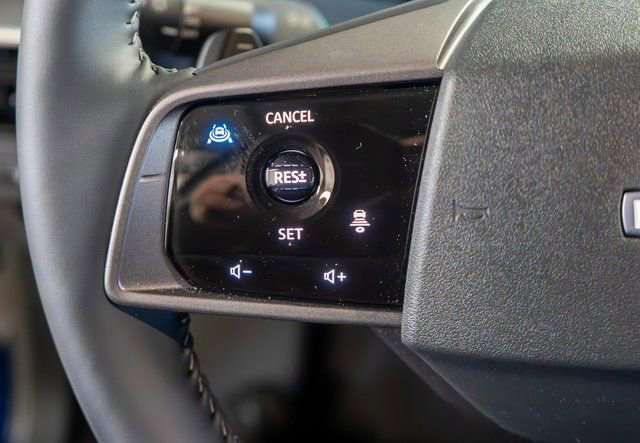 Certified 2025 Nissan Murano SL image 28