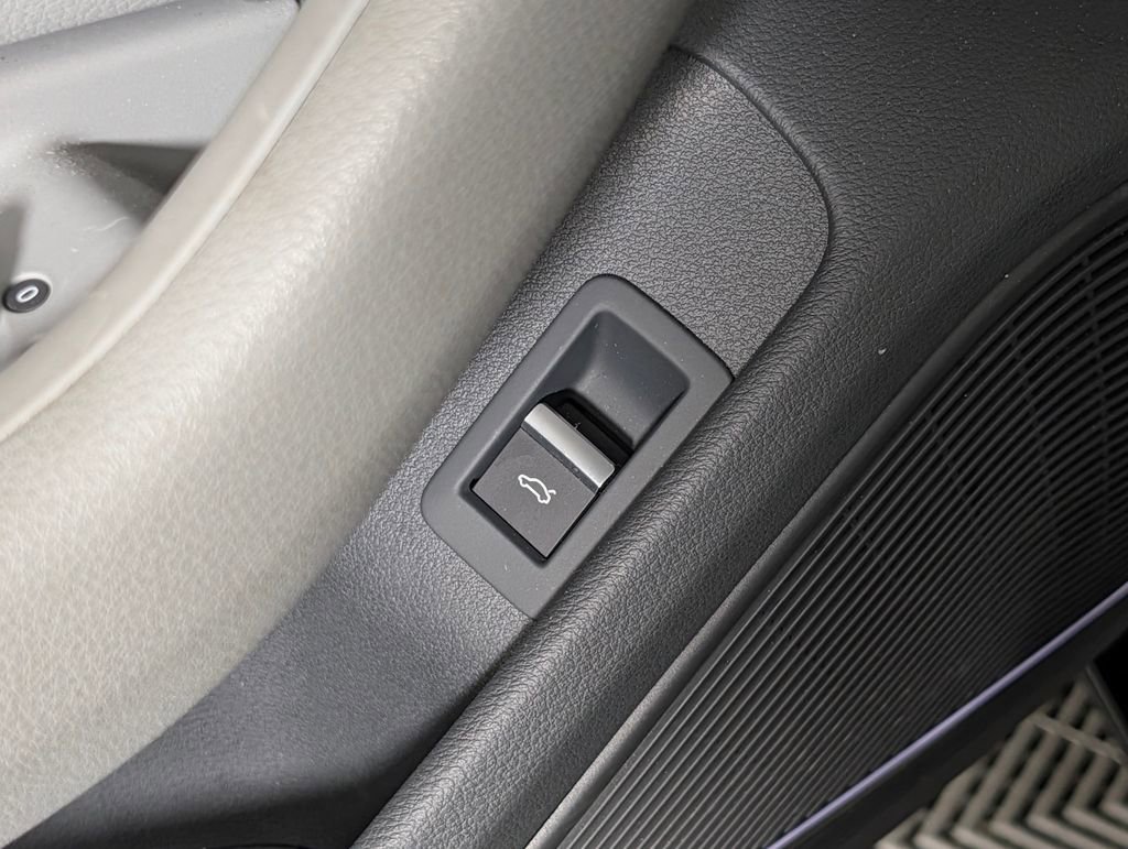 Used 2018 Audi A4 2.0T Ultra Premium Plus w/ Premium Plus Package image 26