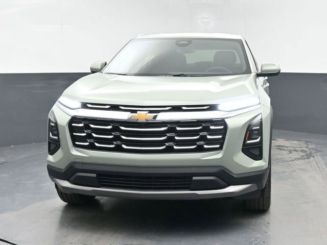 Used 2026 Chevrolet Equinox LT AWD/4WD image 3