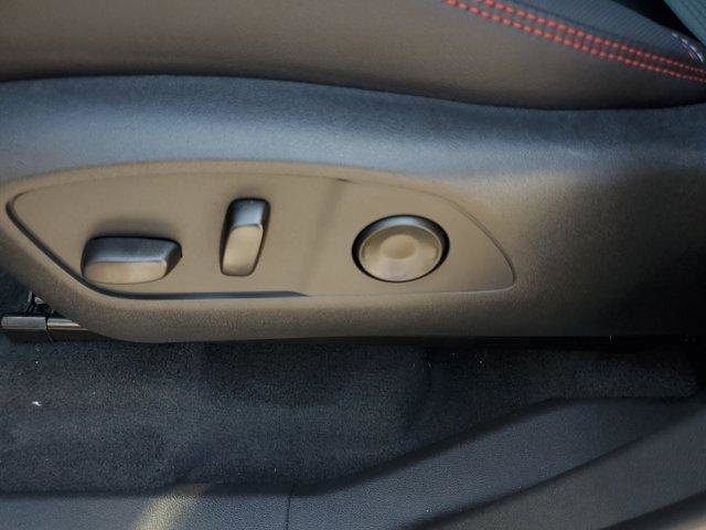 New 2026 Chevrolet Traverse RS w/ LPO, Floor Liner Package image 20