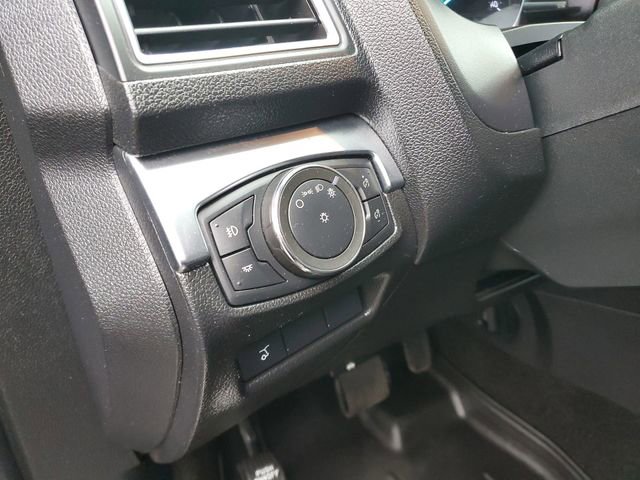 Used 2018 Ford Explorer Limited image 18