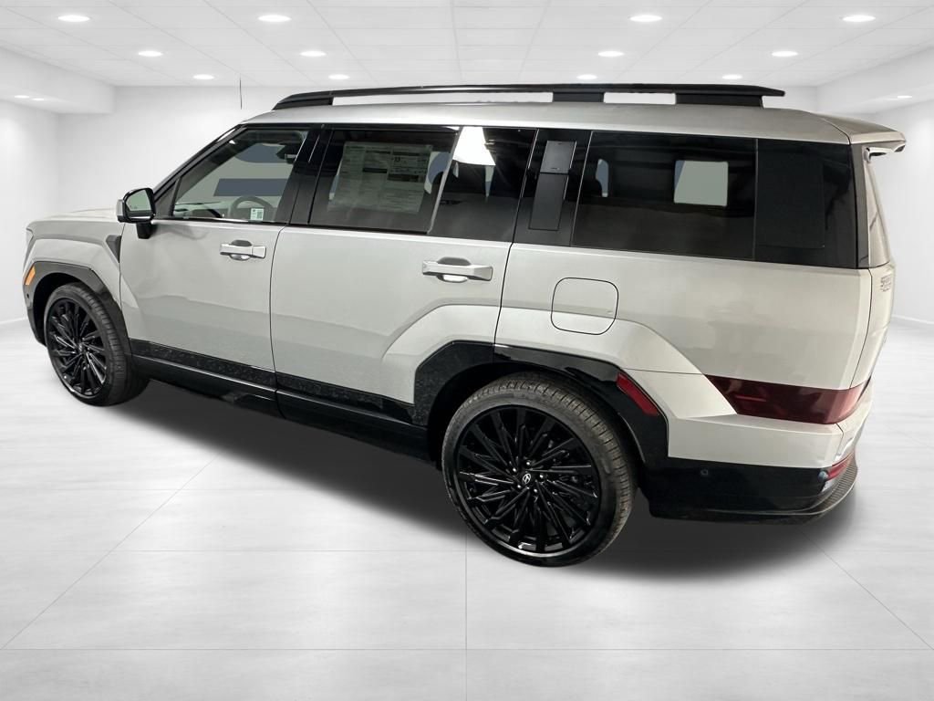 Used 2025 Hyundai Santa Fe Calligraphy AWD/4WD image 5