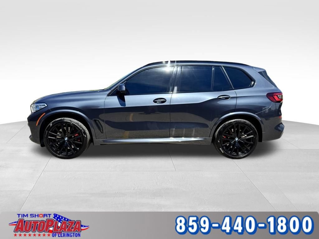 Used 2022 BMW X5 M50i w/ Executive Package image 8