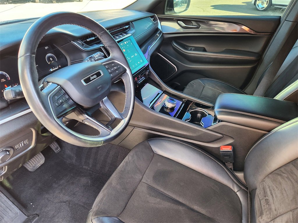 Used 2022 Jeep Grand Cherokee L Altitude image 7