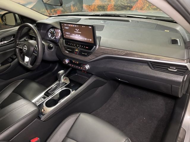 Used 2024 Nissan Altima 2.5 SL image 58