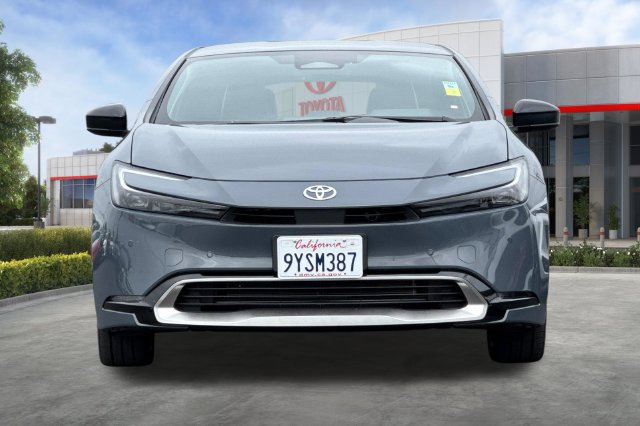 Certified 2026 Toyota Prius Plug-In Hybrid FWD image 11