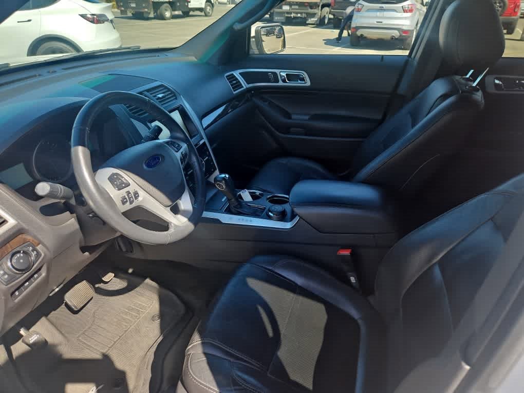 Used 2014 Ford Explorer Limited w/ Equipment Group 302A image 16