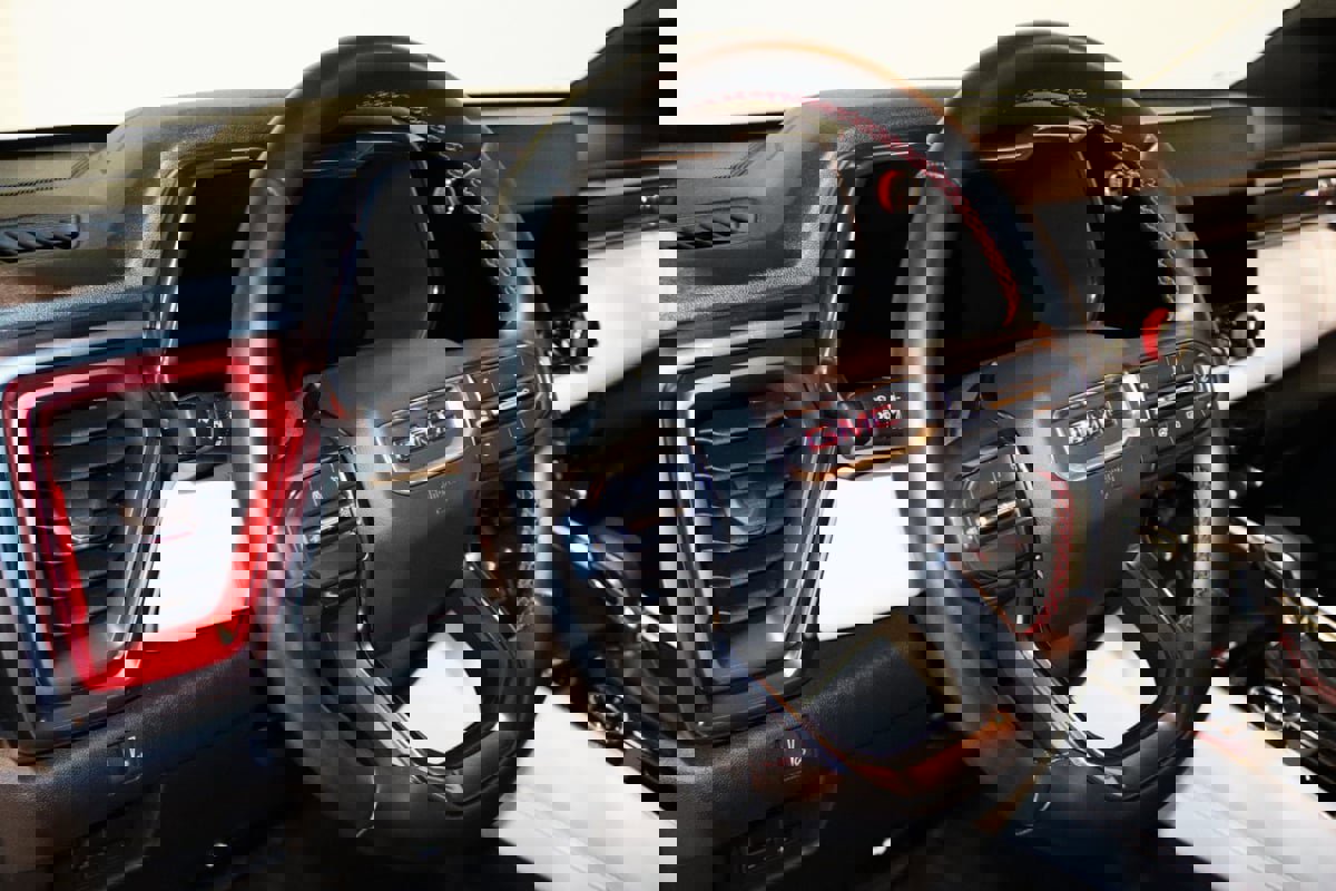 Used 2023 GMC Canyon AT4X image 47