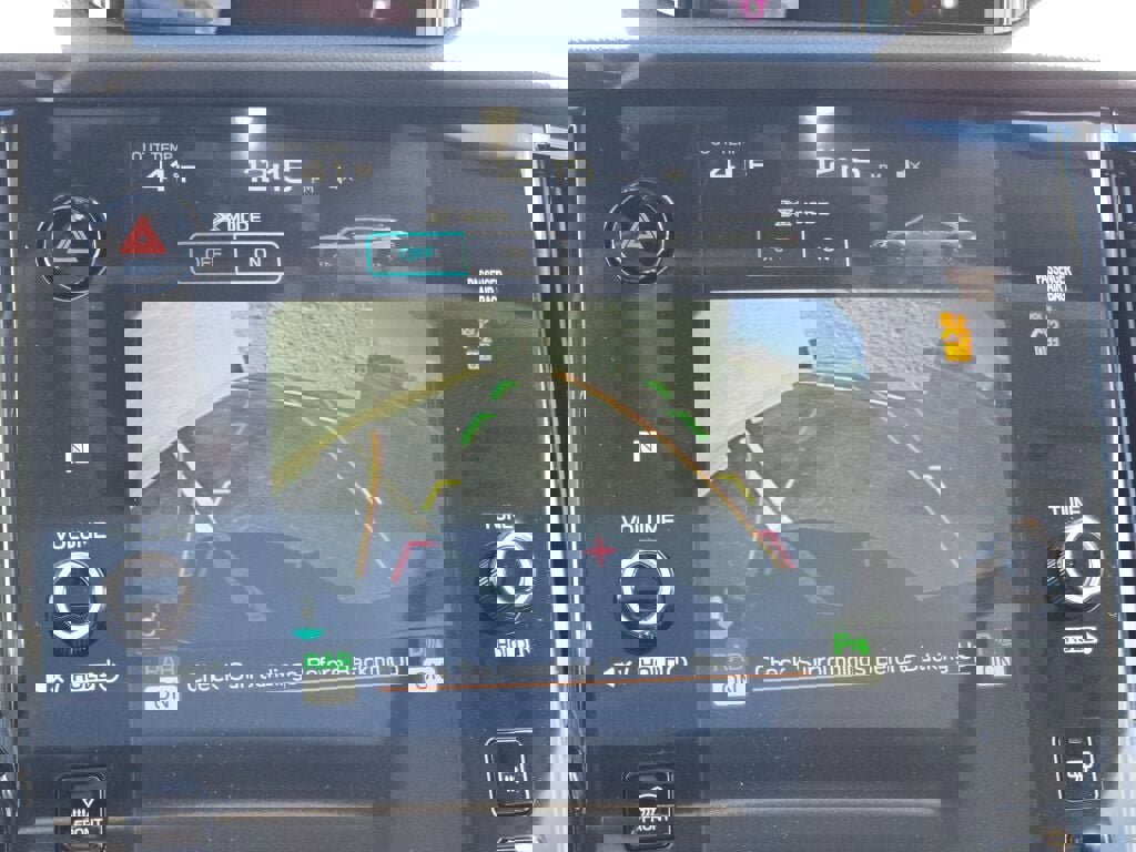 Certified 2025 Subaru Outback Touring XT w/ Popular Package #2 image 25