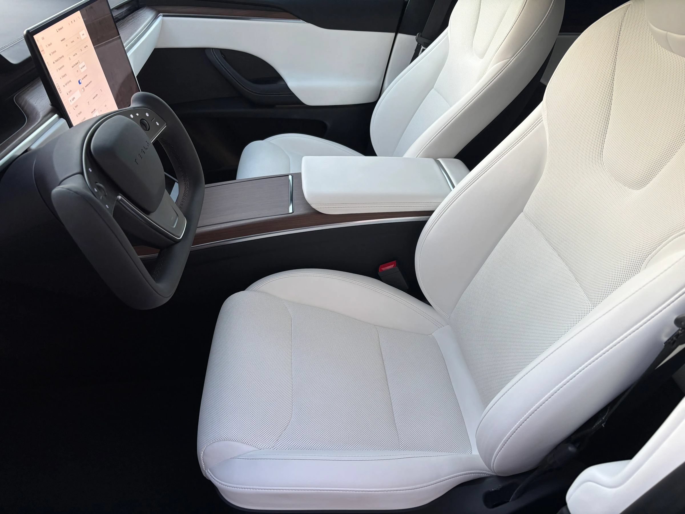 Used 2023 Tesla Model X AWD/4WD image 11