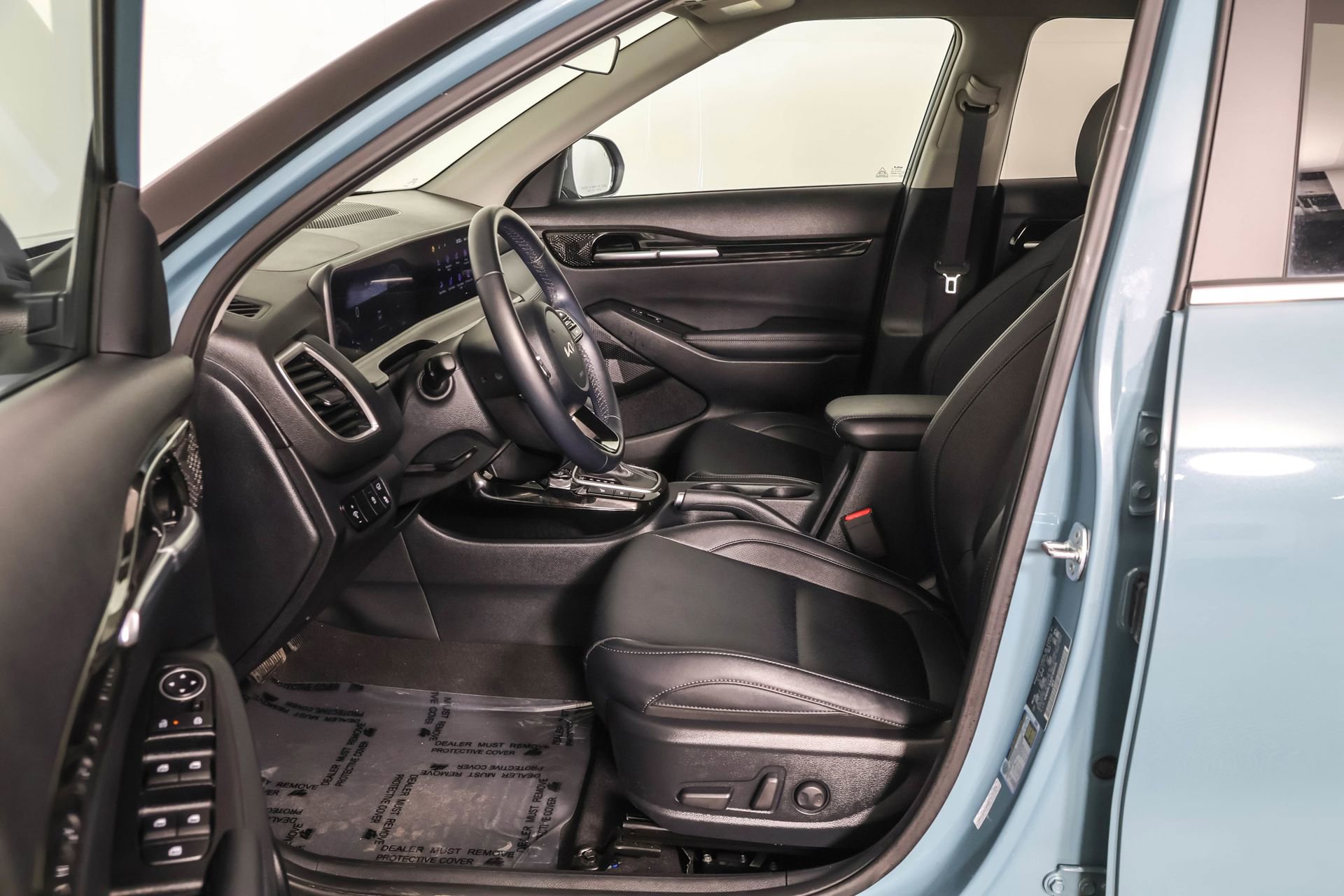 Used 2025 Kia Seltos EX image 7