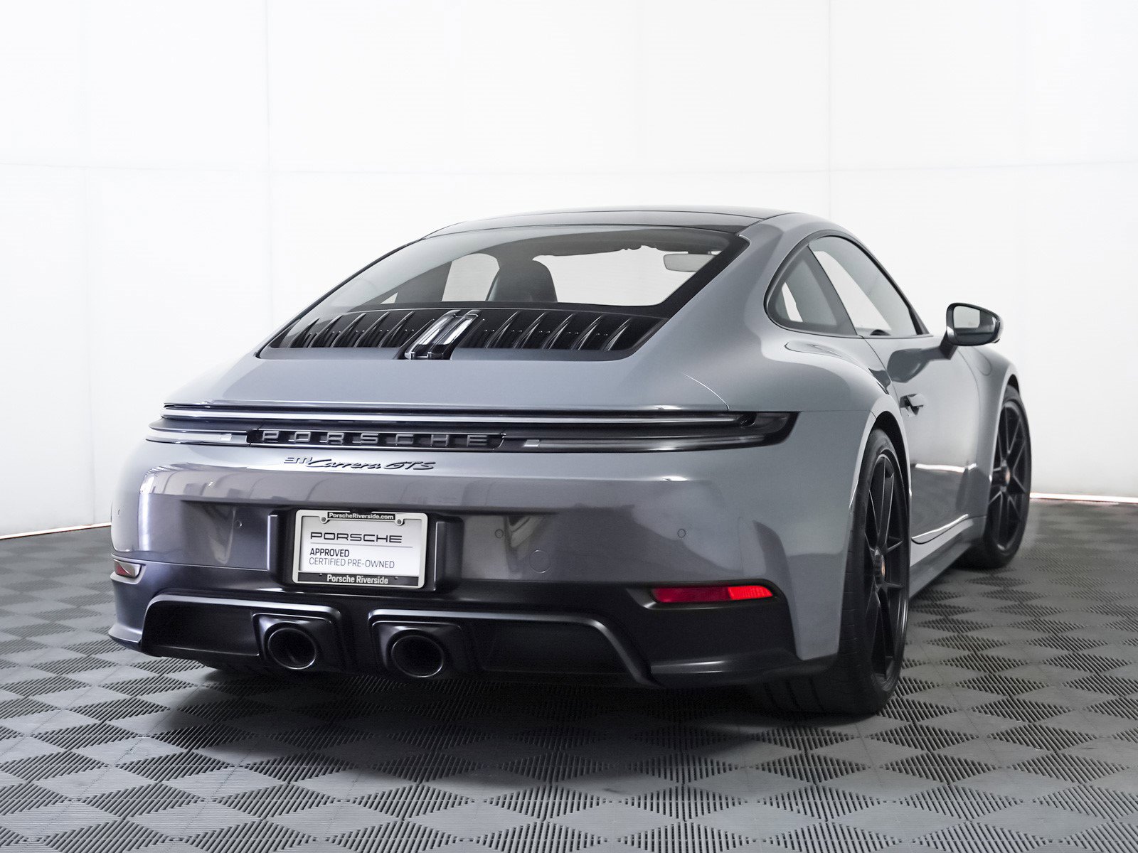 Used 2025 Porsche 911 Carrera 4 GTS image 10