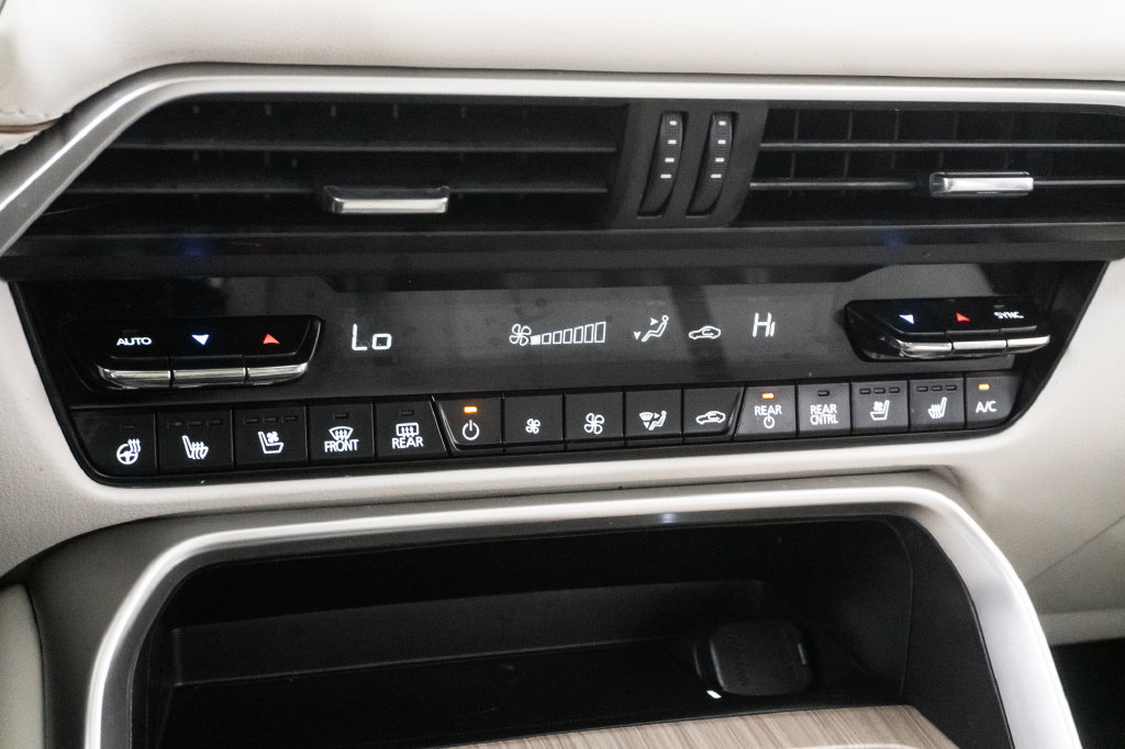 Used 2024 MAZDA CX-90 Plug-In Hybrid w/ Premium Plus AWD/4WD image 23