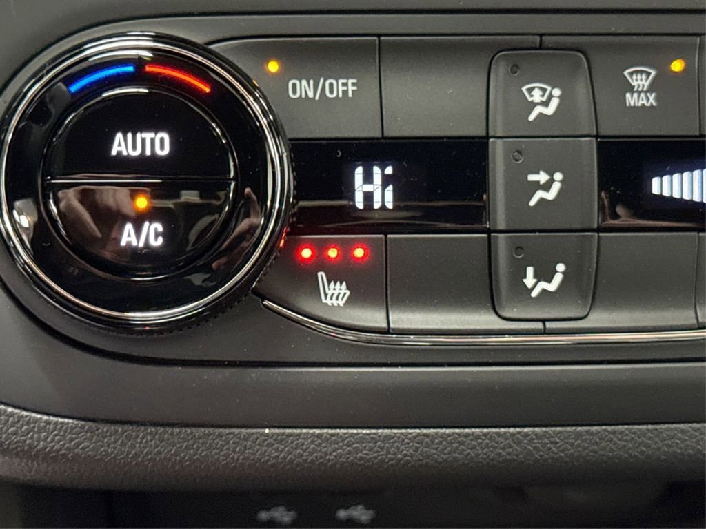 Used 2025 Buick Envista Preferred w/ Convenience I Package image 33