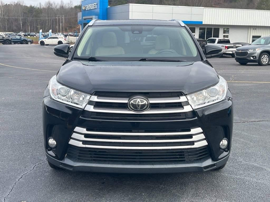 Used 2019 Toyota Highlander AWD V6 image 6