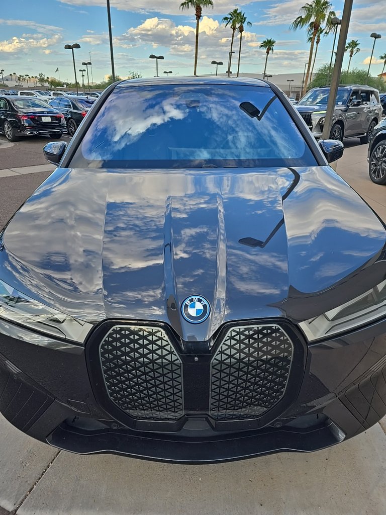 Used 2024 BMW iX xDrive50 w/ Sport Package AWD/4WD image 2