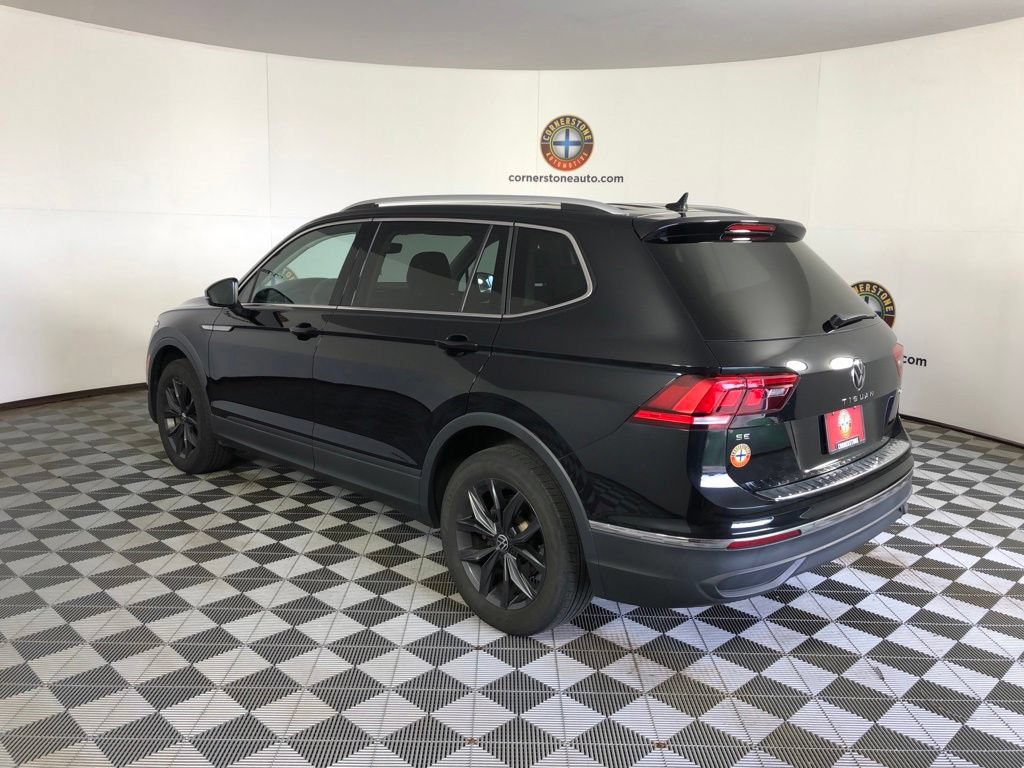 Used 2023 Volkswagen Tiguan SE AWD/4WD image 18
