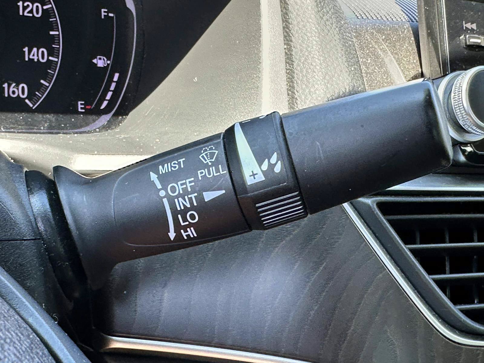 Used 2019 Honda Accord EX image 31