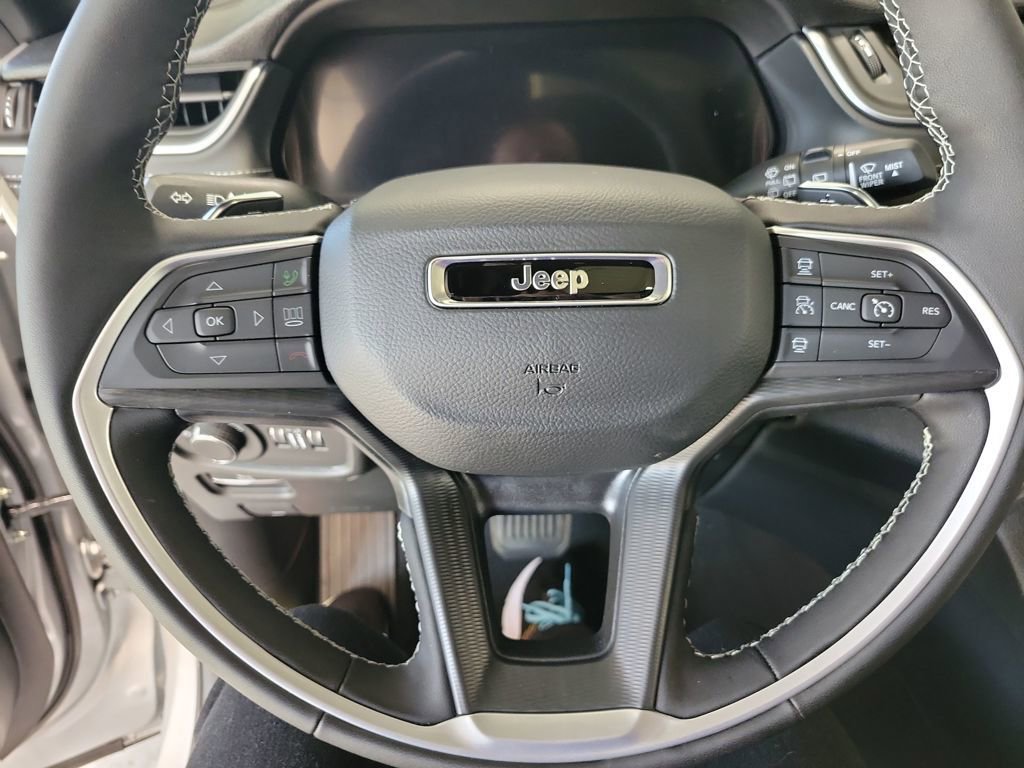 New 2026 Jeep Grand Cherokee Laredo X image 15