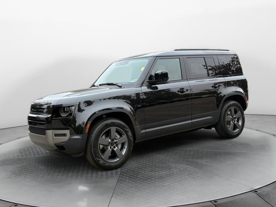 New 2026 Land Rover Defender 110 S AWD/4WD image 3