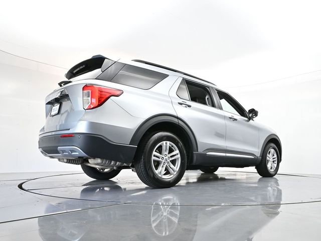 Used 2023 Ford Explorer XLT w/ Equipment Group 202A image 32