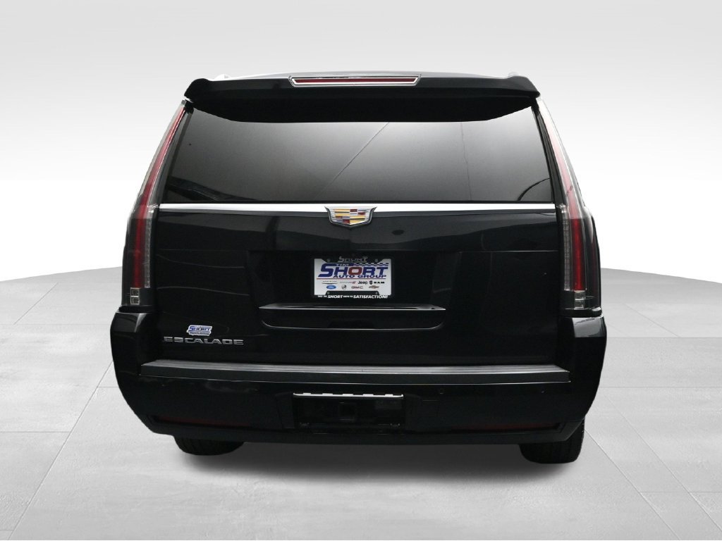 Used 2018 Cadillac Escalade ESV Premium Luxury AWD/4WD image 4