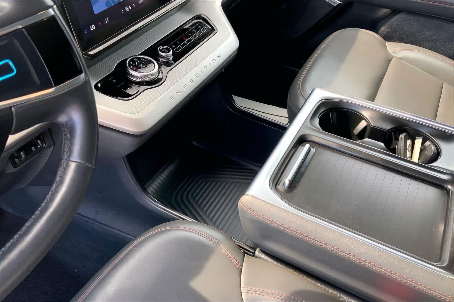 Certified 2025 Ford Expedition Max Active RWD image 17
