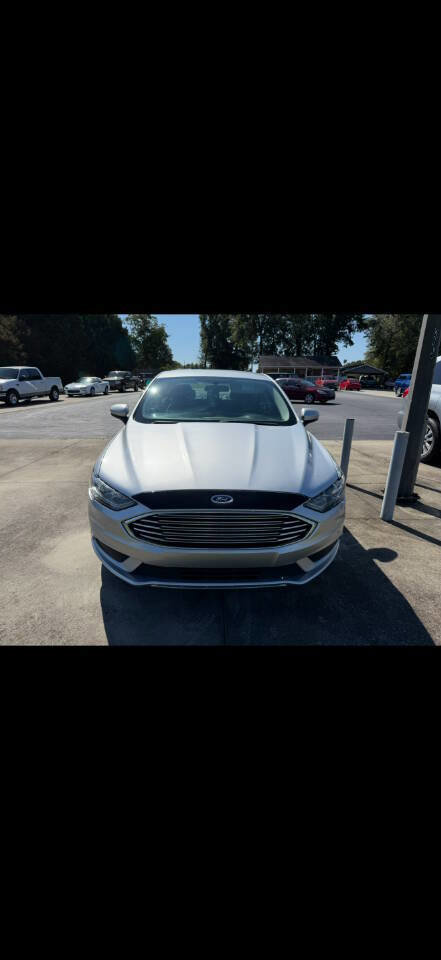 Used 2018 Ford Fusion SE w/ Fusion SE Technology Package image 7